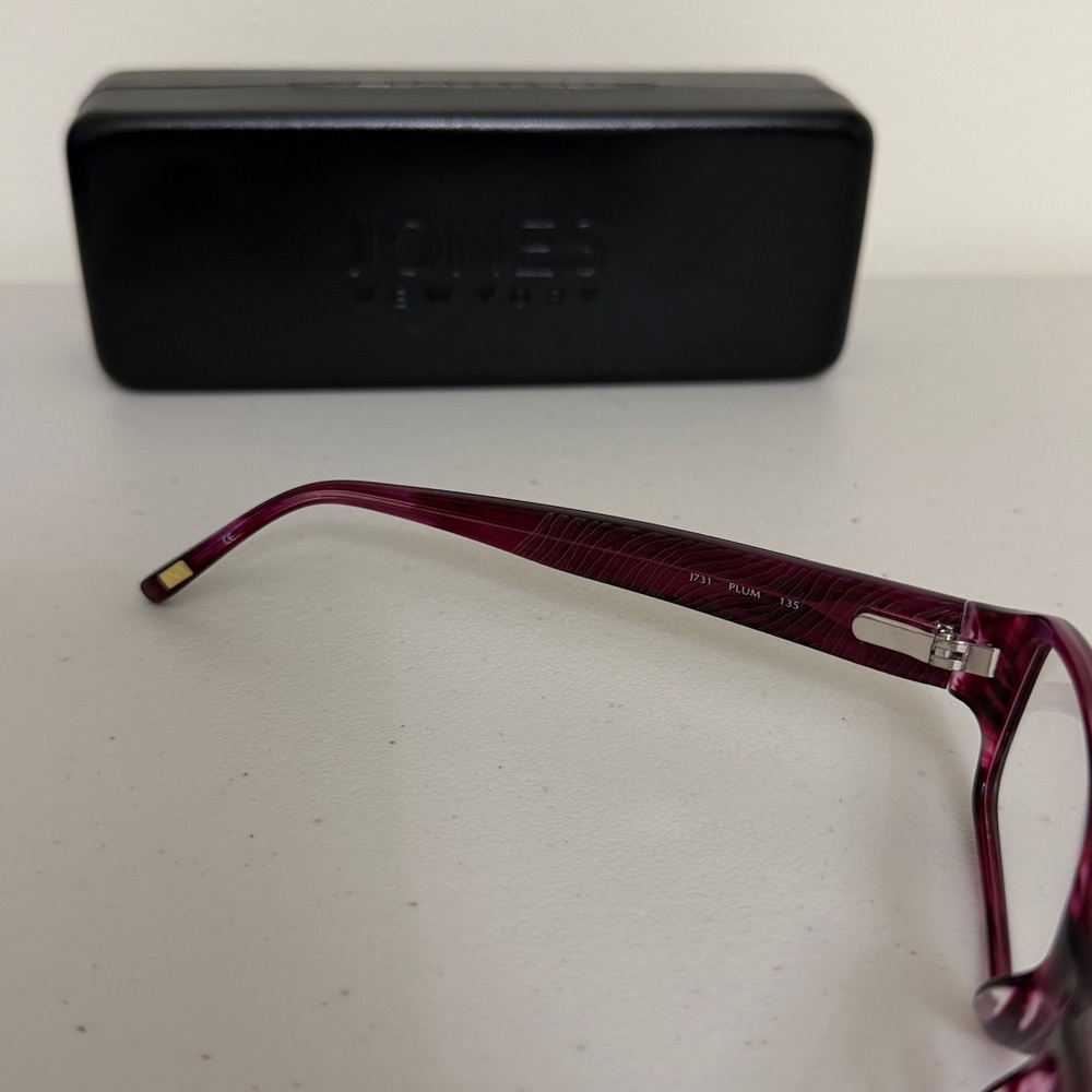Jones New York  731 Burgundy Glasses - Picture 3 of 4